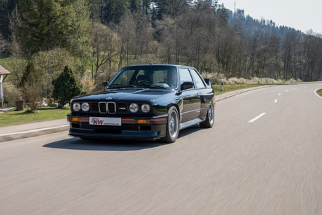 Machining of the series struts is no longer necessary: KW Classic suspensions for BMW M3 (E30)