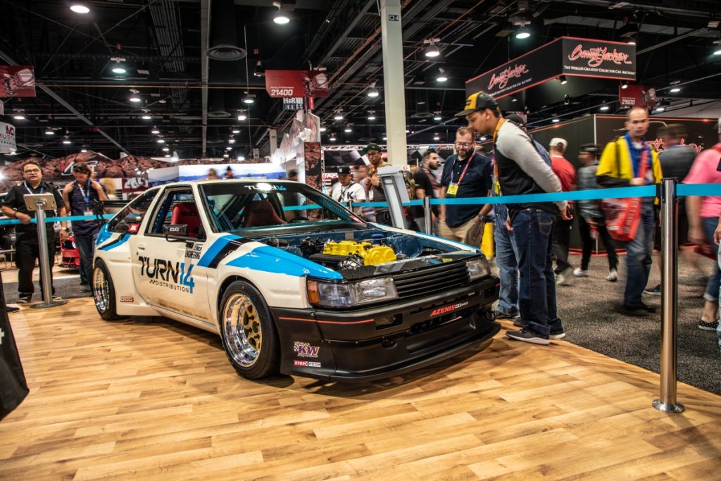 A kingdom for this awesome Toyota Corolla AE86 R!
