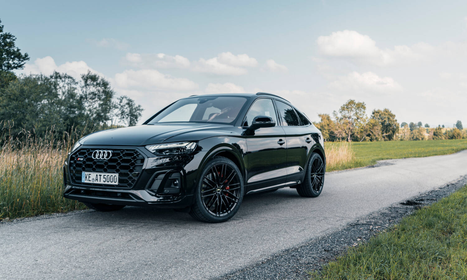 ABT SQ5 TDI IMPRESSES WITH 385 HP AND STYLISH 21-INCH HR RIMS