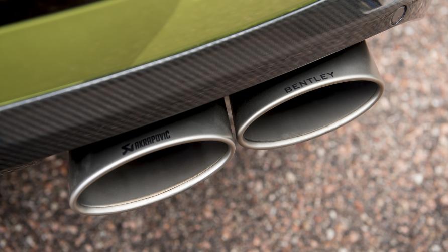 Akrapovic for Bentley Bentayga